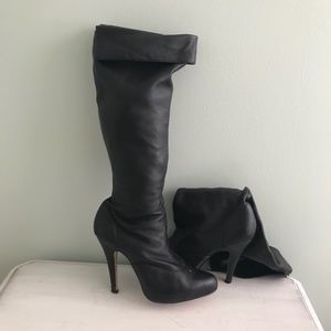 Max studio black high  heels / platform boots